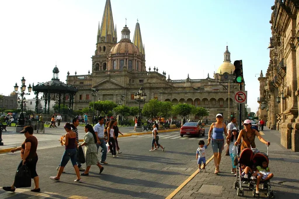 Las 10 mejores ciudades de México para criar niños 2016