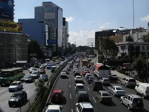 Viernes de quincena en el periférico